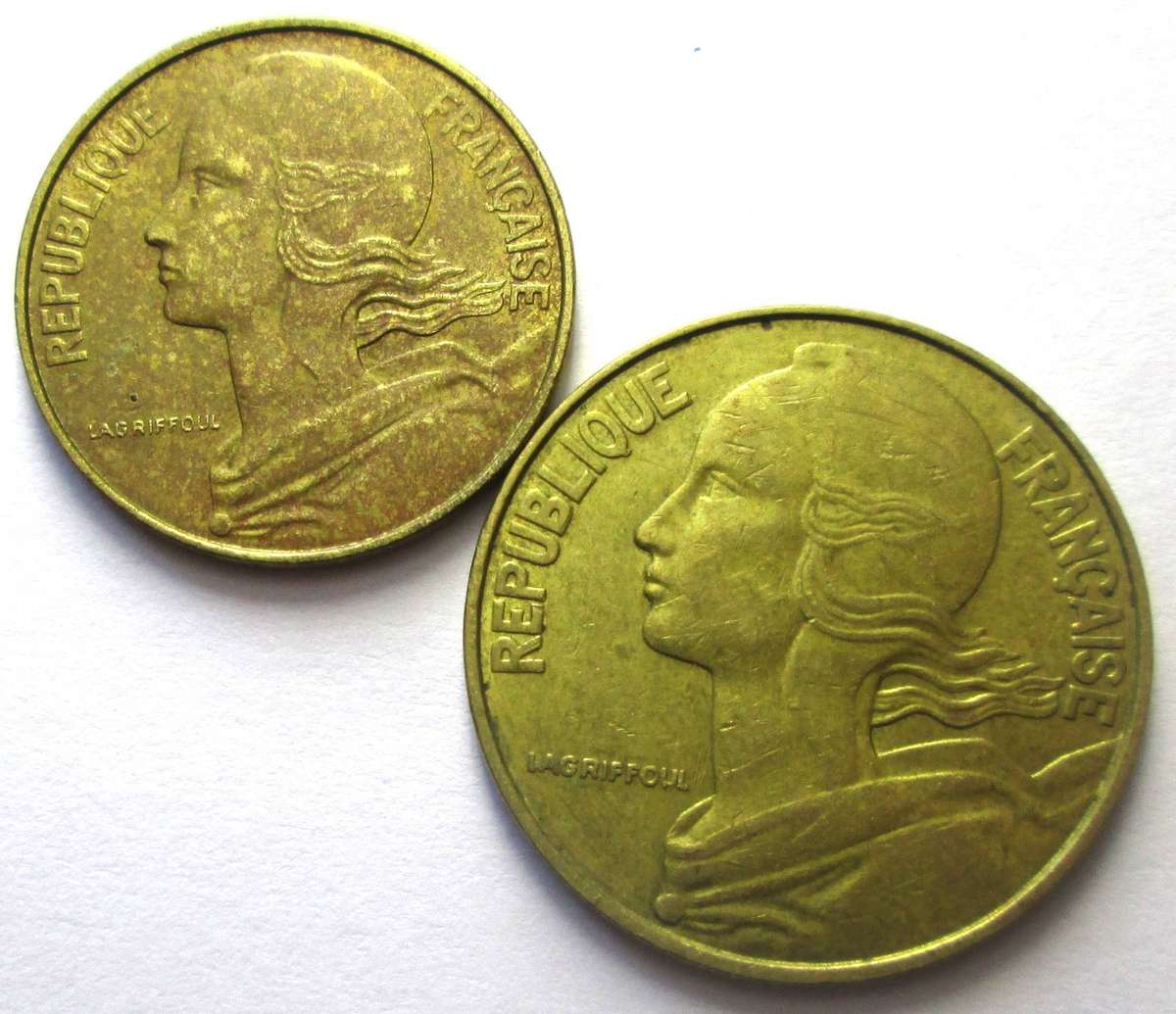 1985 France 10/20 Centimes