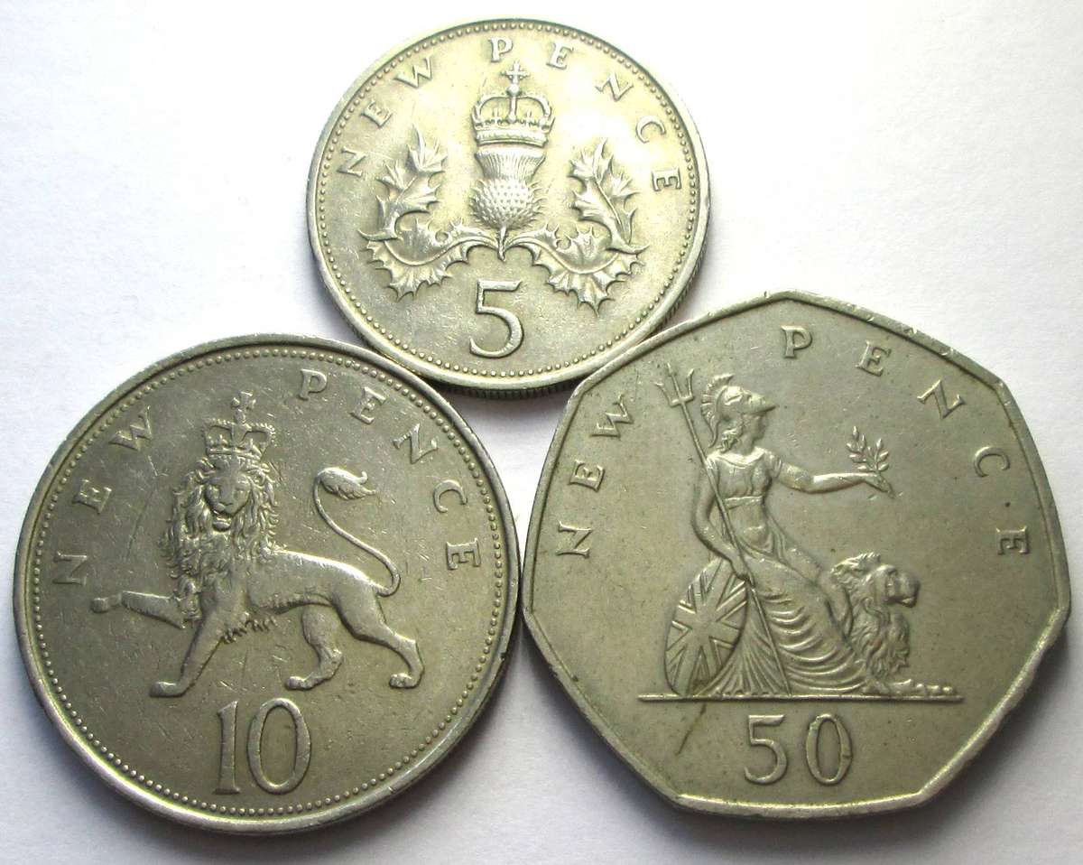 1969 Great Britain 5 Pence 10 Pence 50 Pence