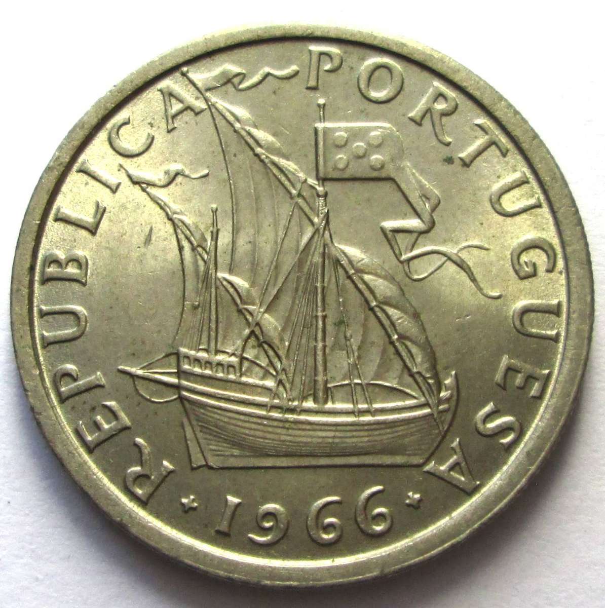 1966 Portugal 5 Escudos