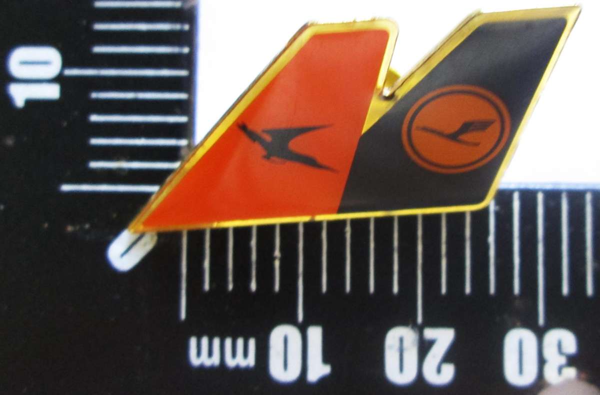 SAA / SAL Pins and Badge Memorabilia