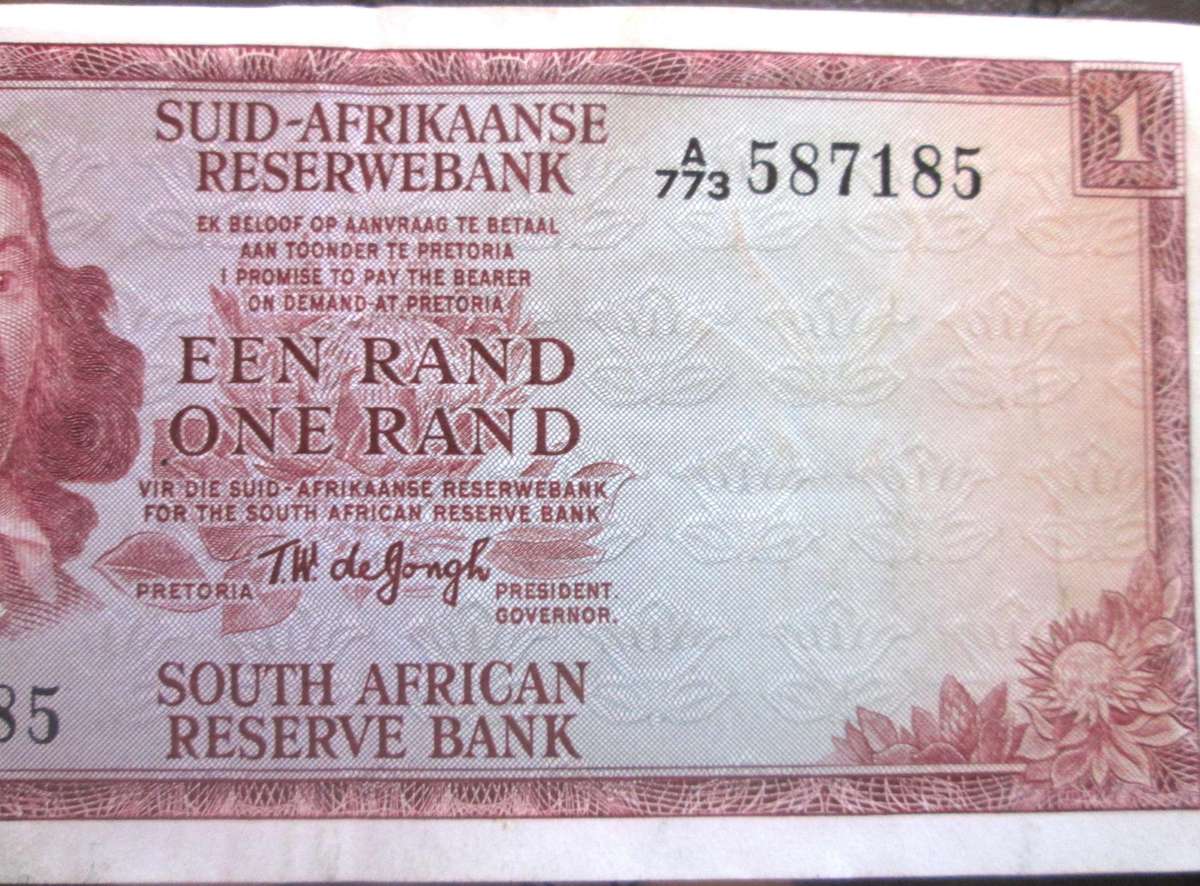 One Rand Republic of South Africa Serial Nr A773 587185