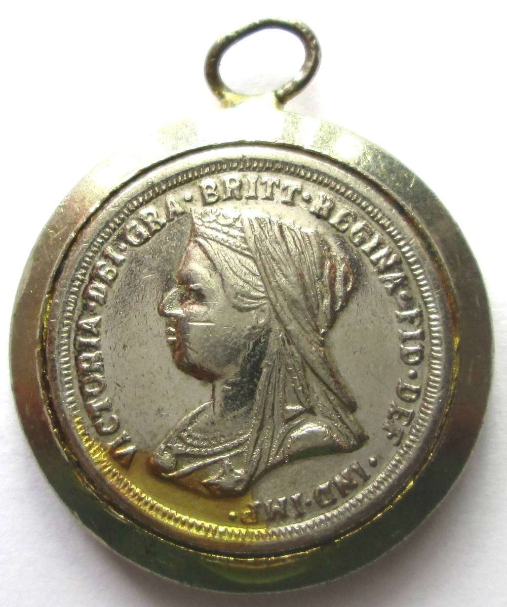 Victoria Pendant