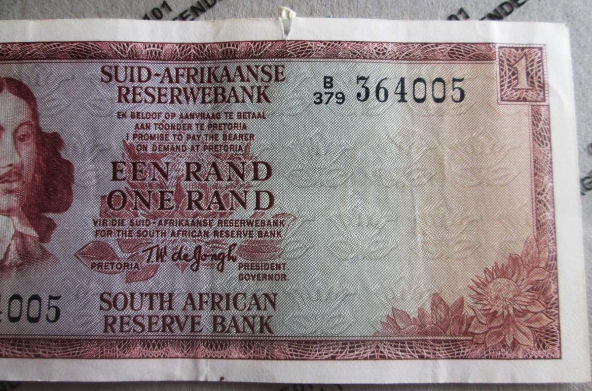 One Rand Republic of South Africa Serial Nr B379 364005