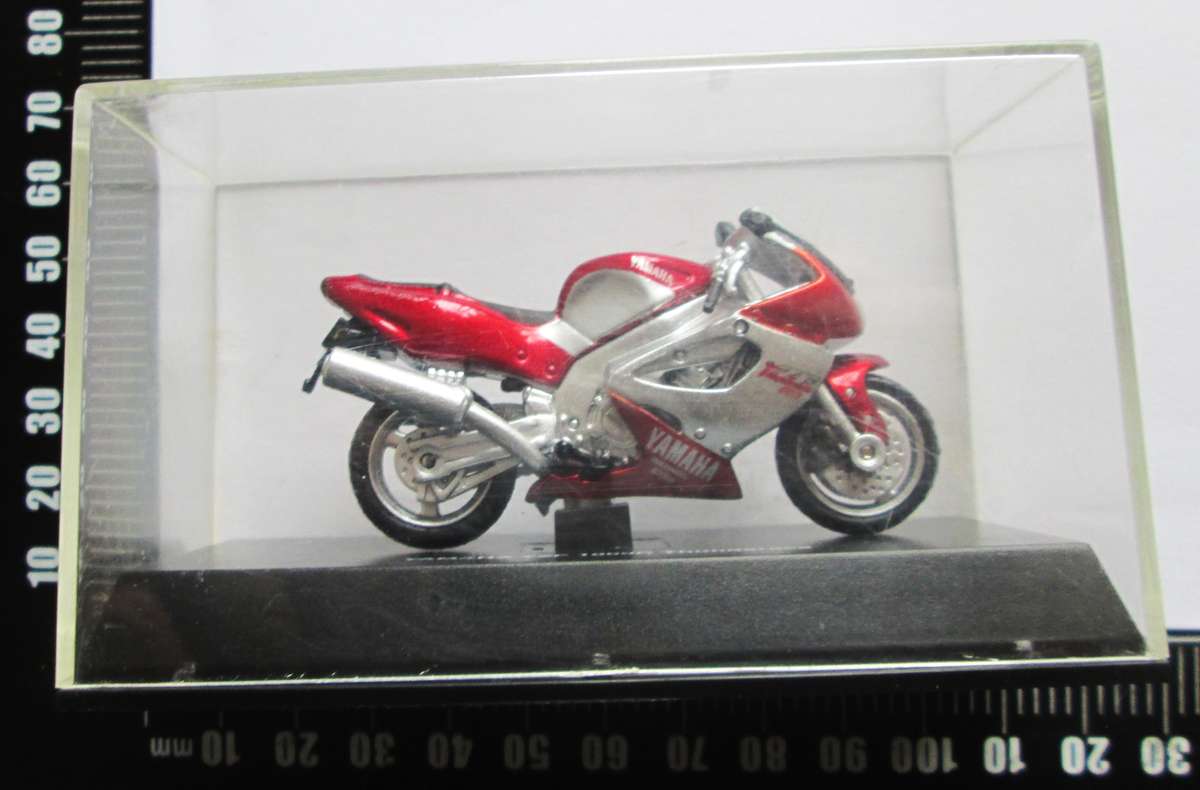 Yamaha YZF 1000R Thunderace made in China Motorbike Model