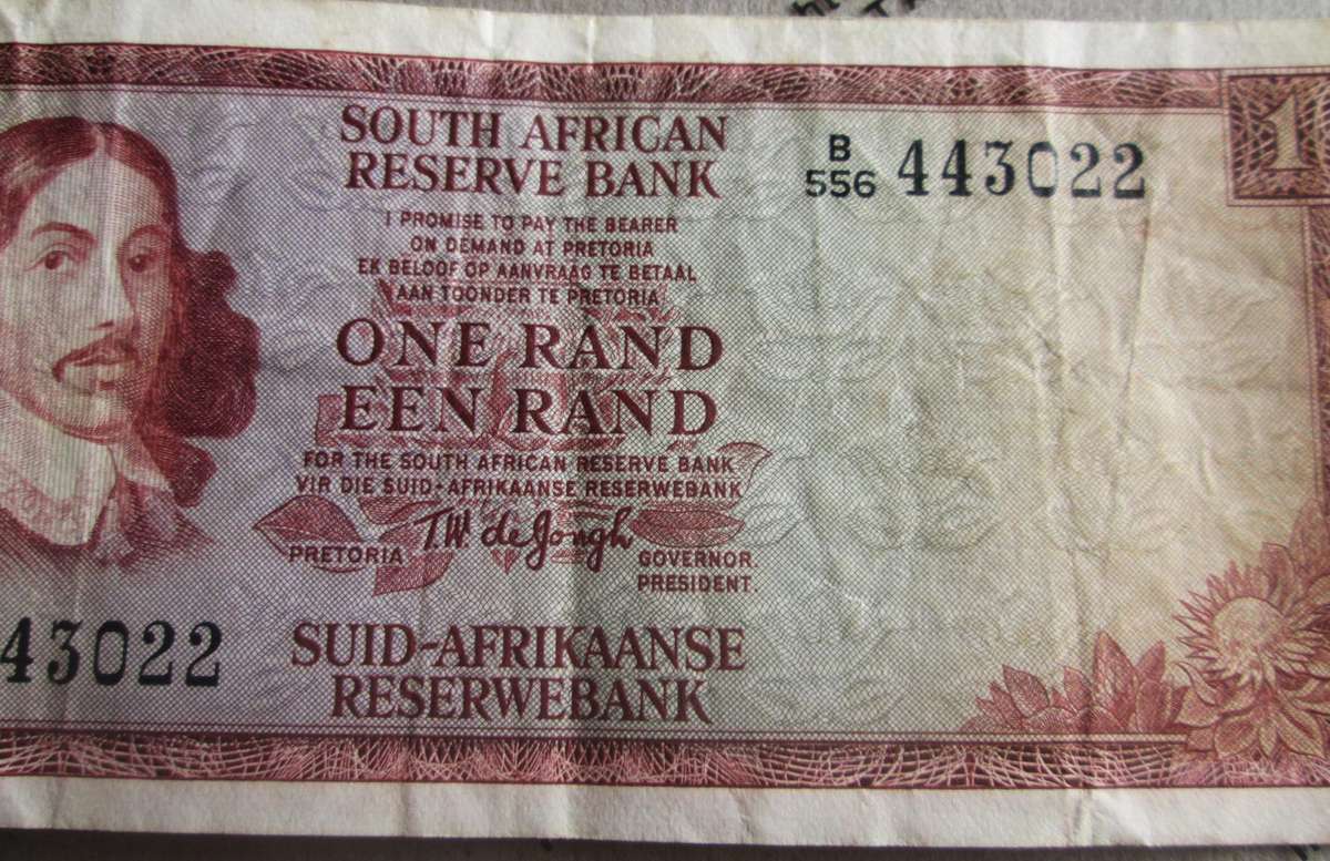 One Rand Republic of South Africa Serial Nr B556 443022