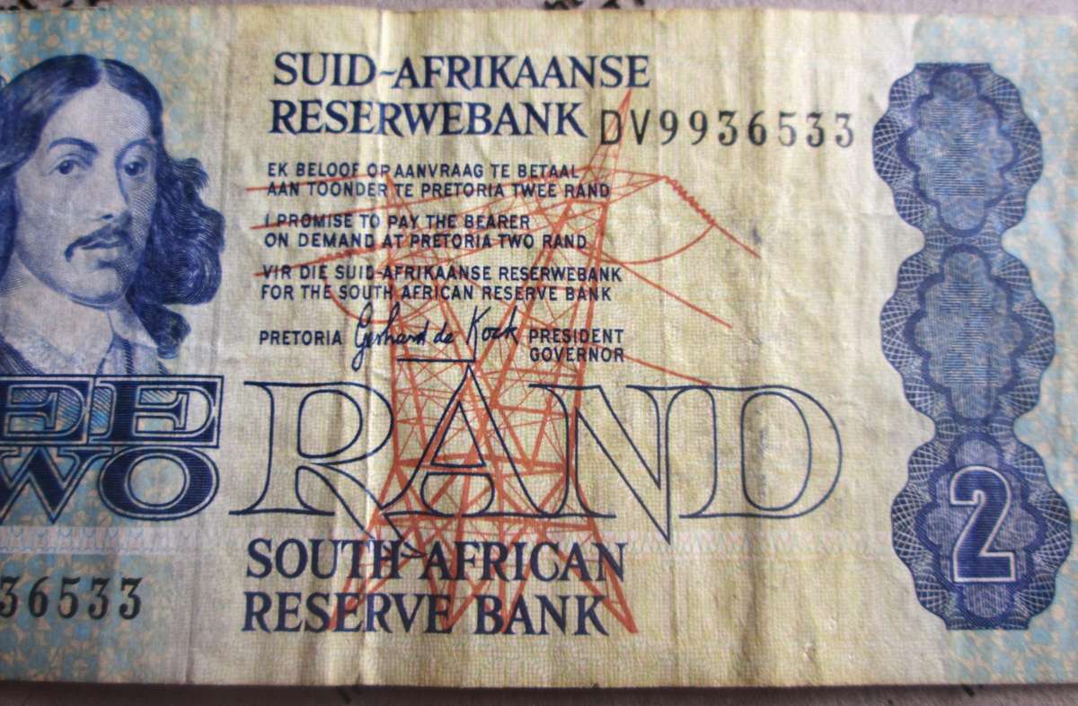 Two Rand Republic of South Africa Serial Nr DV9936533