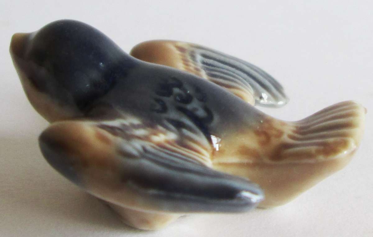 1979 Blue Bird Wade English Whimsies