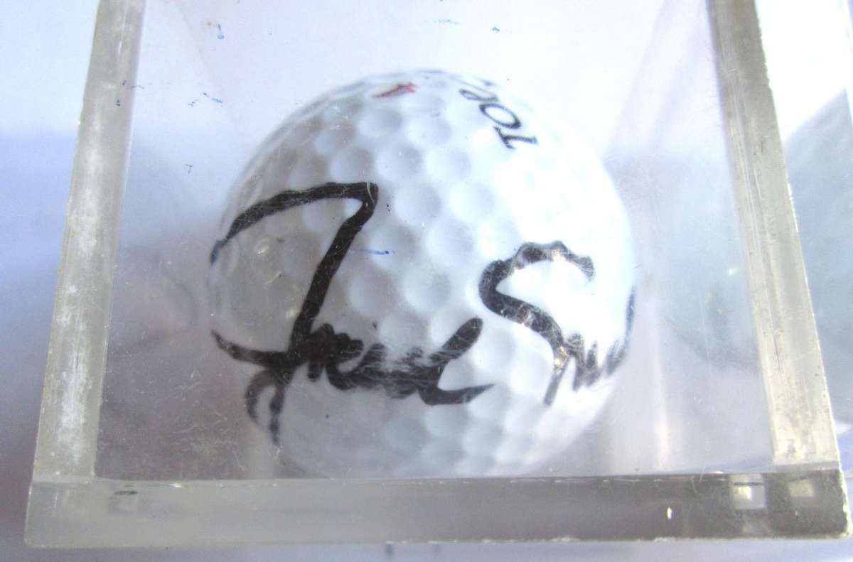 Autographed Topflight and Pinnacle Golf Balls