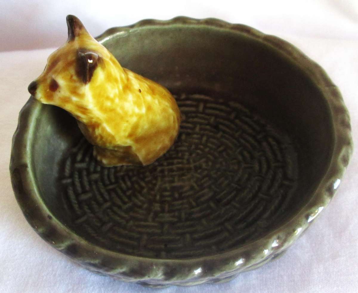 1974 - 1981 Puppy Dishes Wade Cairn Puppy Standing