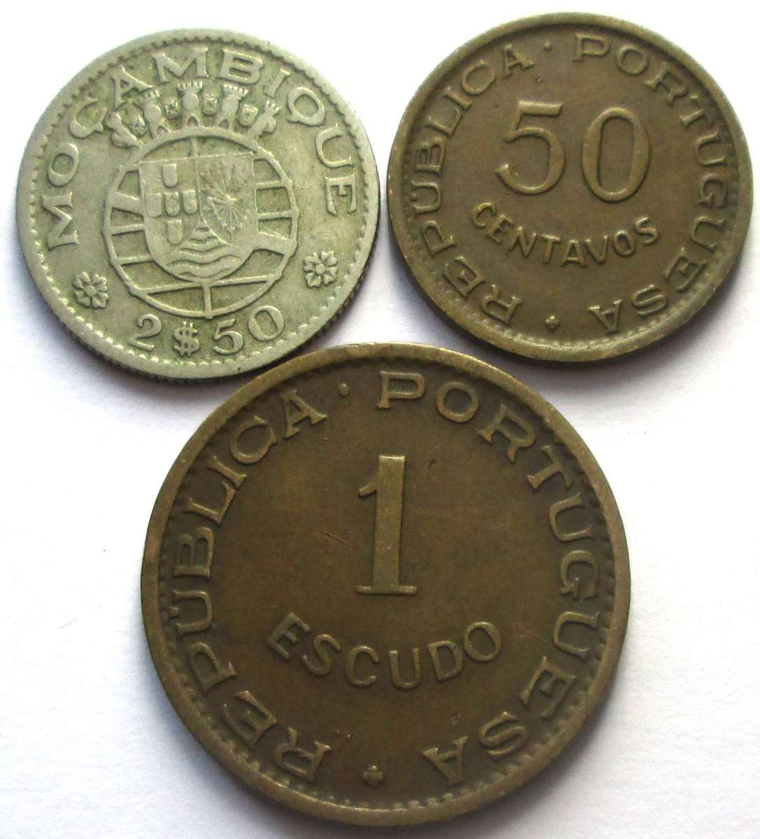 1953 Mozambique 50 Centavos 2.50 Escudos 1 Escudo