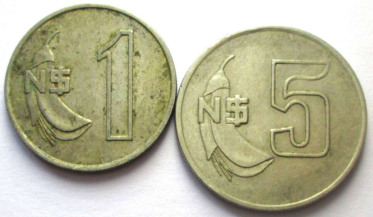 1980 Uruguay 1 Nuevo Peso 5 Nuevo Pesos