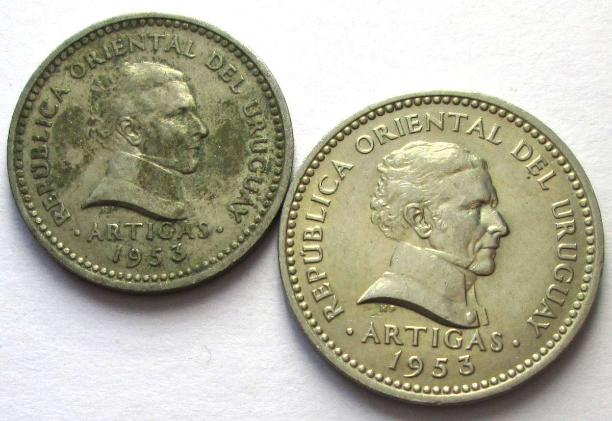 1953 Uruguay 5 Centesimos 10 Centesimos