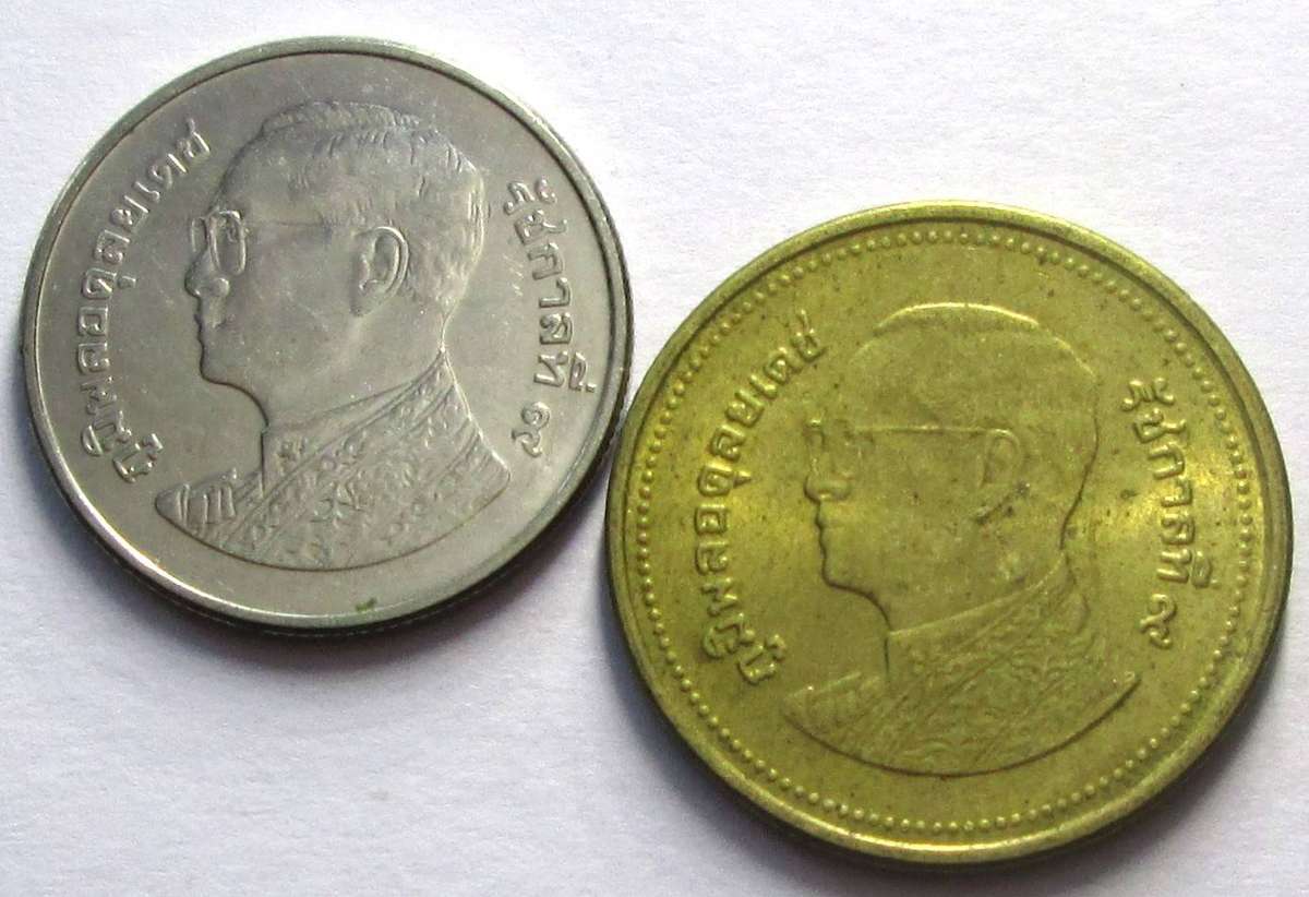 2012 Thailand 5 Baht 10 Baht