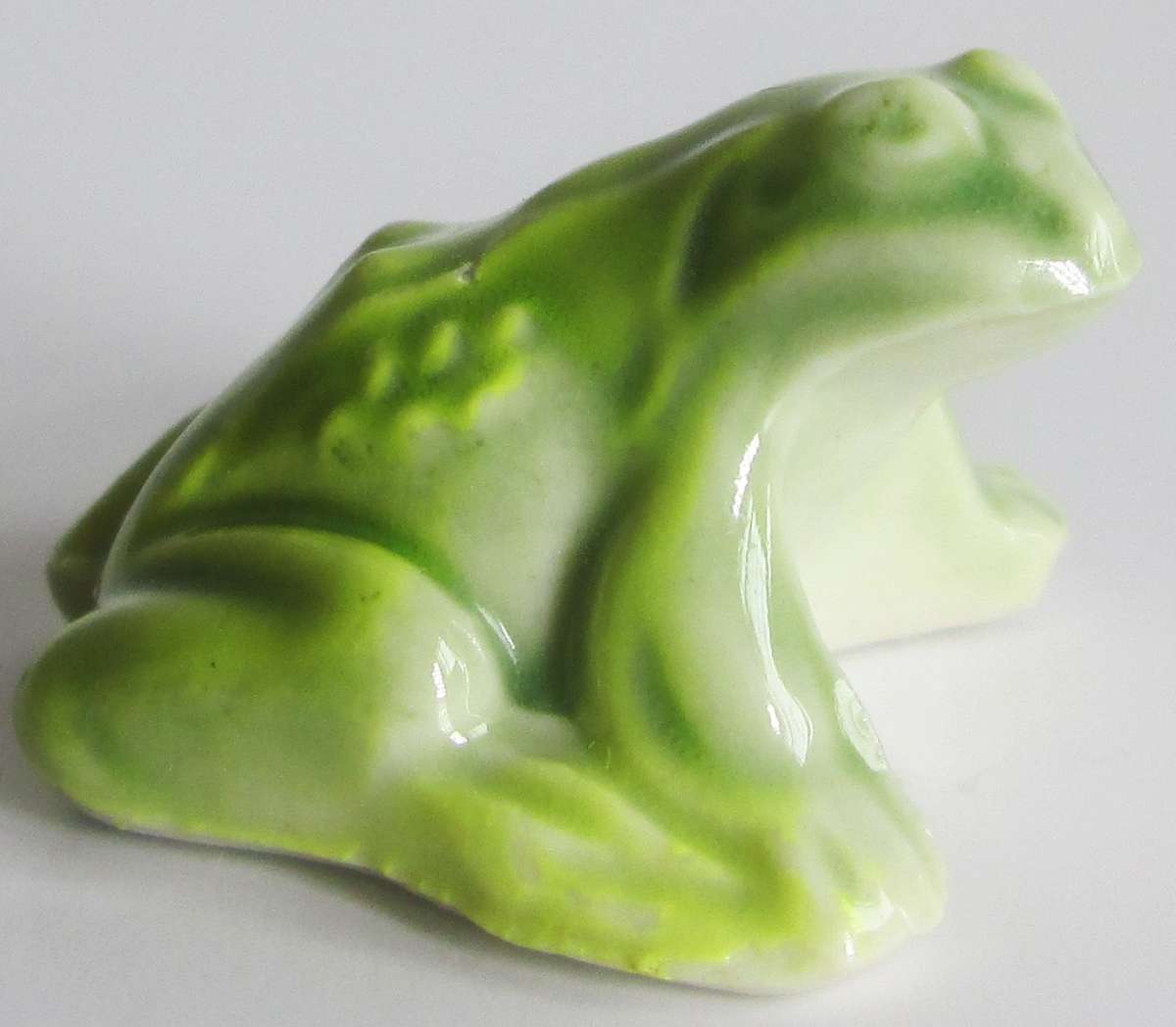 1967 - 1973 Frog Wade Red Rose Tea Miniature Animals