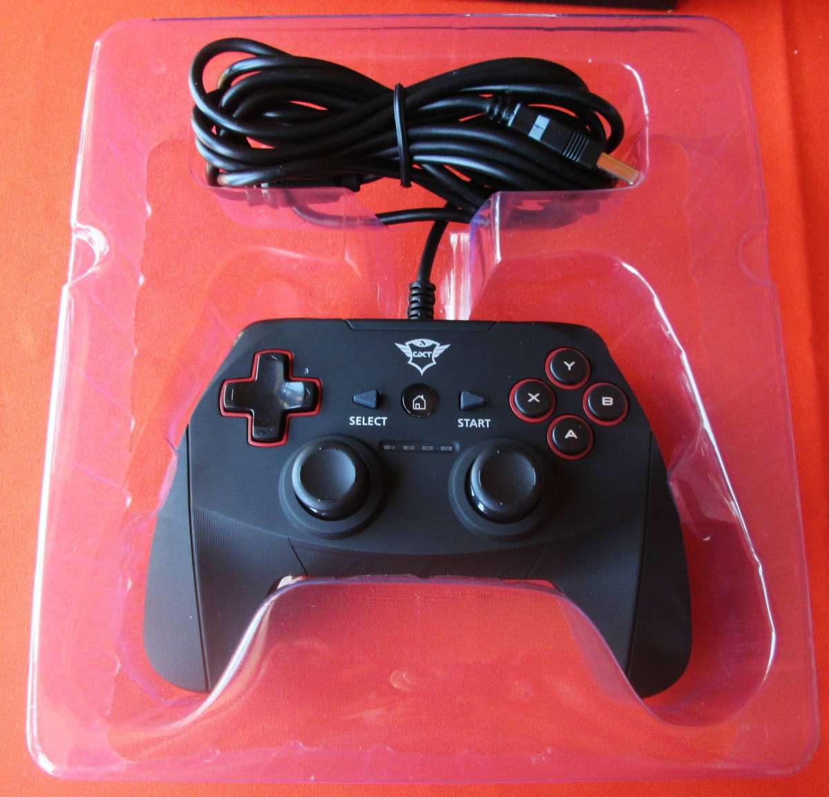 Trust GXT 540 Wired Gamepad Control for PC and PS3