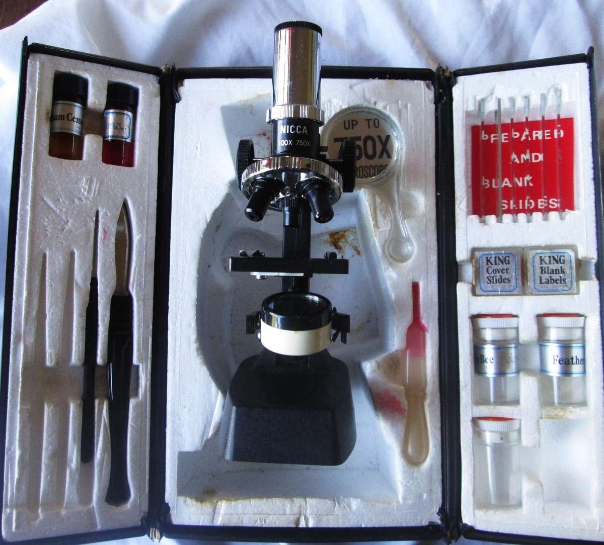 Nicca Microscope 22 Piece Set in Case