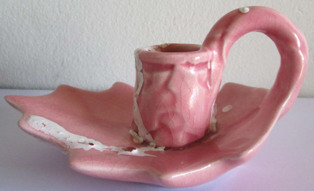 Deco Art Porcelain Candle Holder Leaf Motif