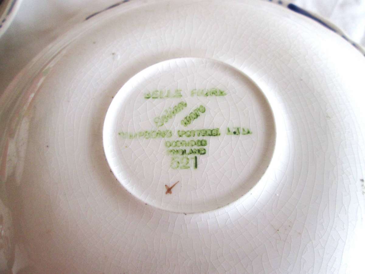 Belle Fiore Cup and Plate Set