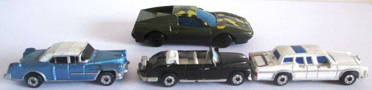 Vintage Die Cast Cars Lot of 4