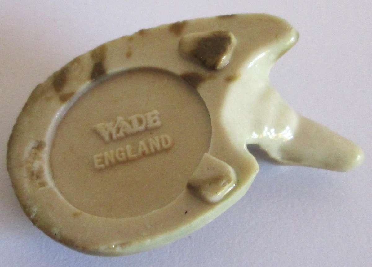 1965 Crocodile Wade Balding and Mansell Flintstone Wade Christmas Cracker