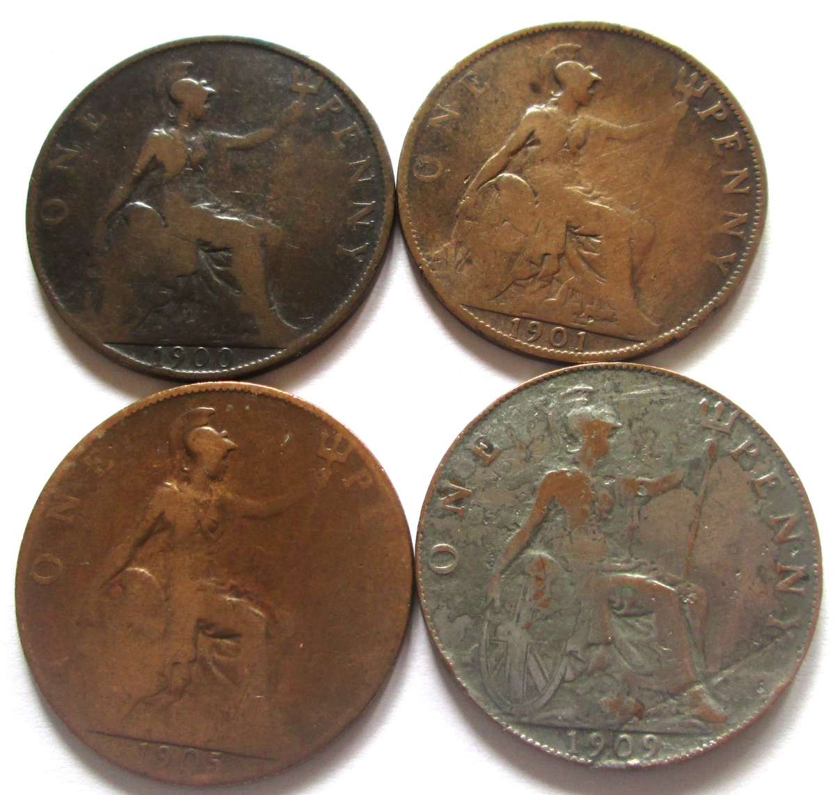 One Penny Great Britain 1900 + 1901 + 1905 + 1909