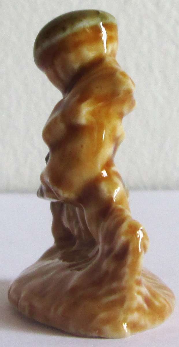 1972 - 1979 Tom Tom the Pipers Son Wade Nursery Rhyme Model