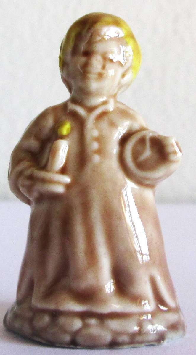 1970 Wee Willie Winkie Wade Nursery Rhyme Model