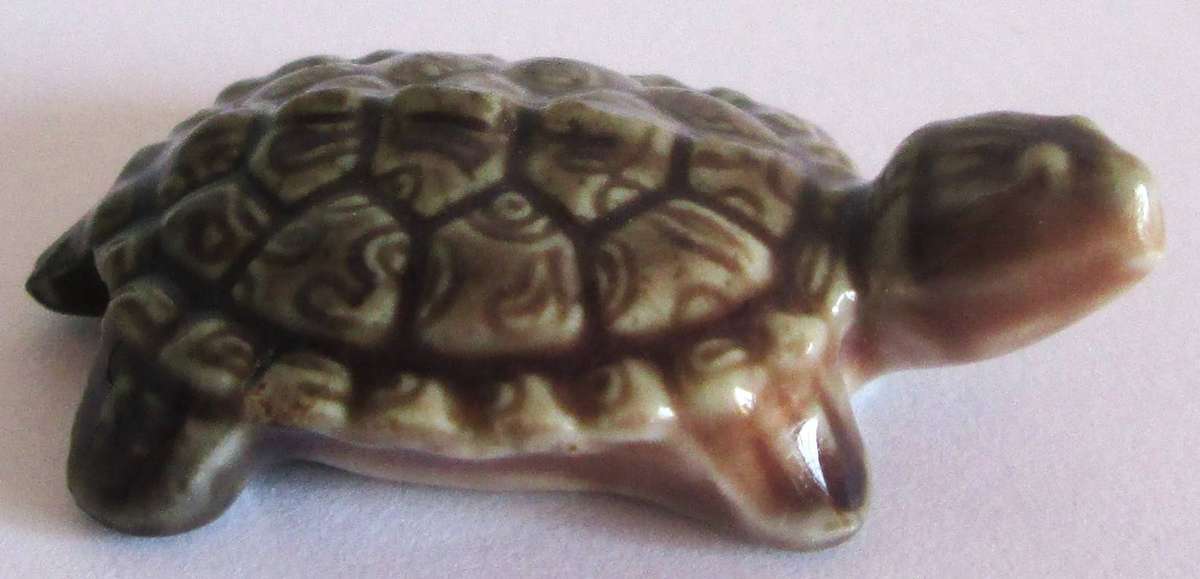 1965 Terrapin Balding and Mansell Flintstone Wade Christmas Cracker