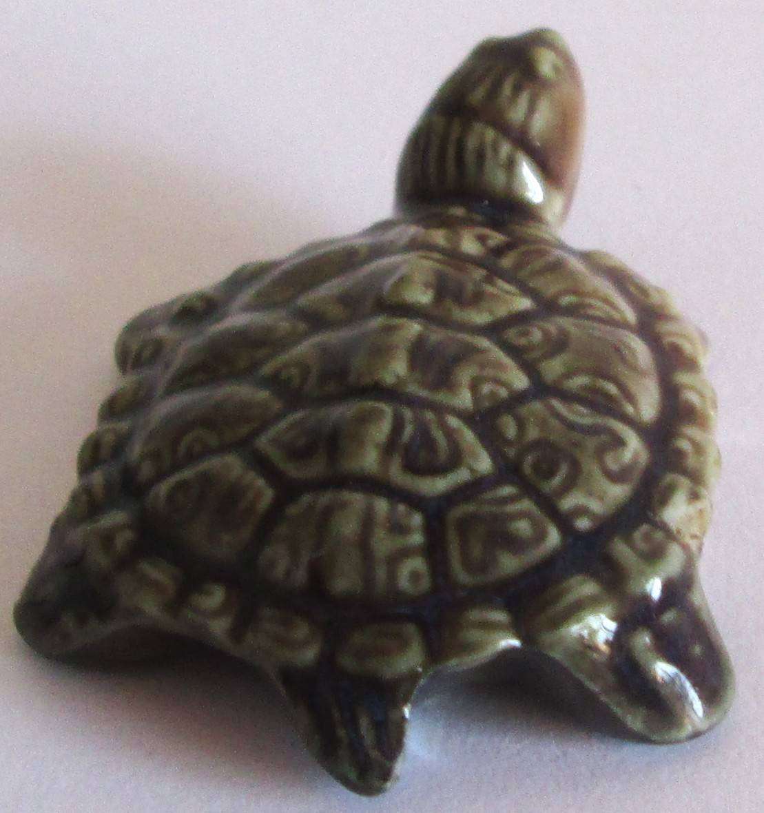 1965 Terrapin Balding and Mansell Flintstone Wade Christmas Cracker