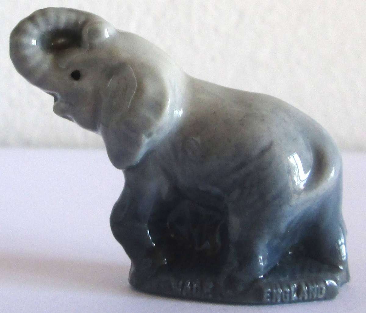 1973 Elephant Wade English Whimsies