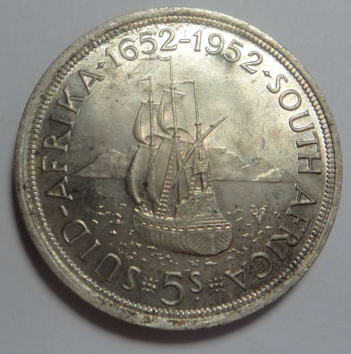 Union of South Africa: Crown (5/-) of 1952 (7 available)