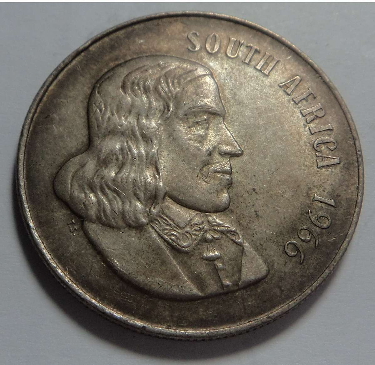 RSA Silver R1 1966 (English) 6 available