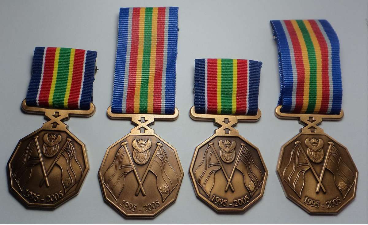 4 x SAP 1995-2005 10-Years Commemoration Medals (2 Lots available)