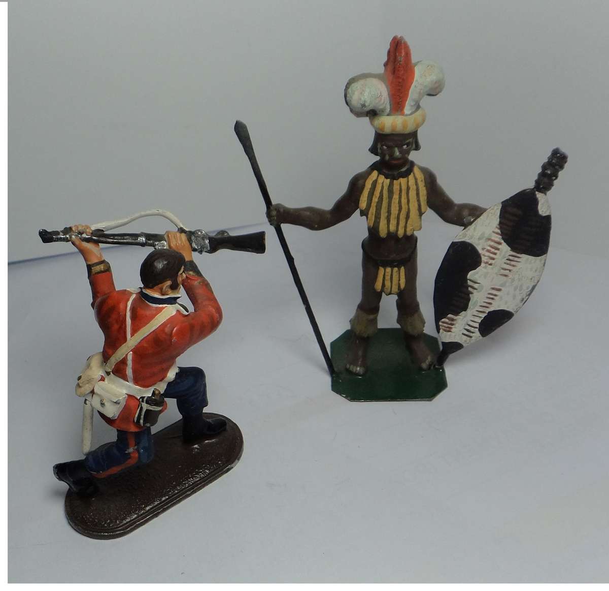 Ken Kearsley of England Lead Figurines: British Red Coat & Zulu Warrior