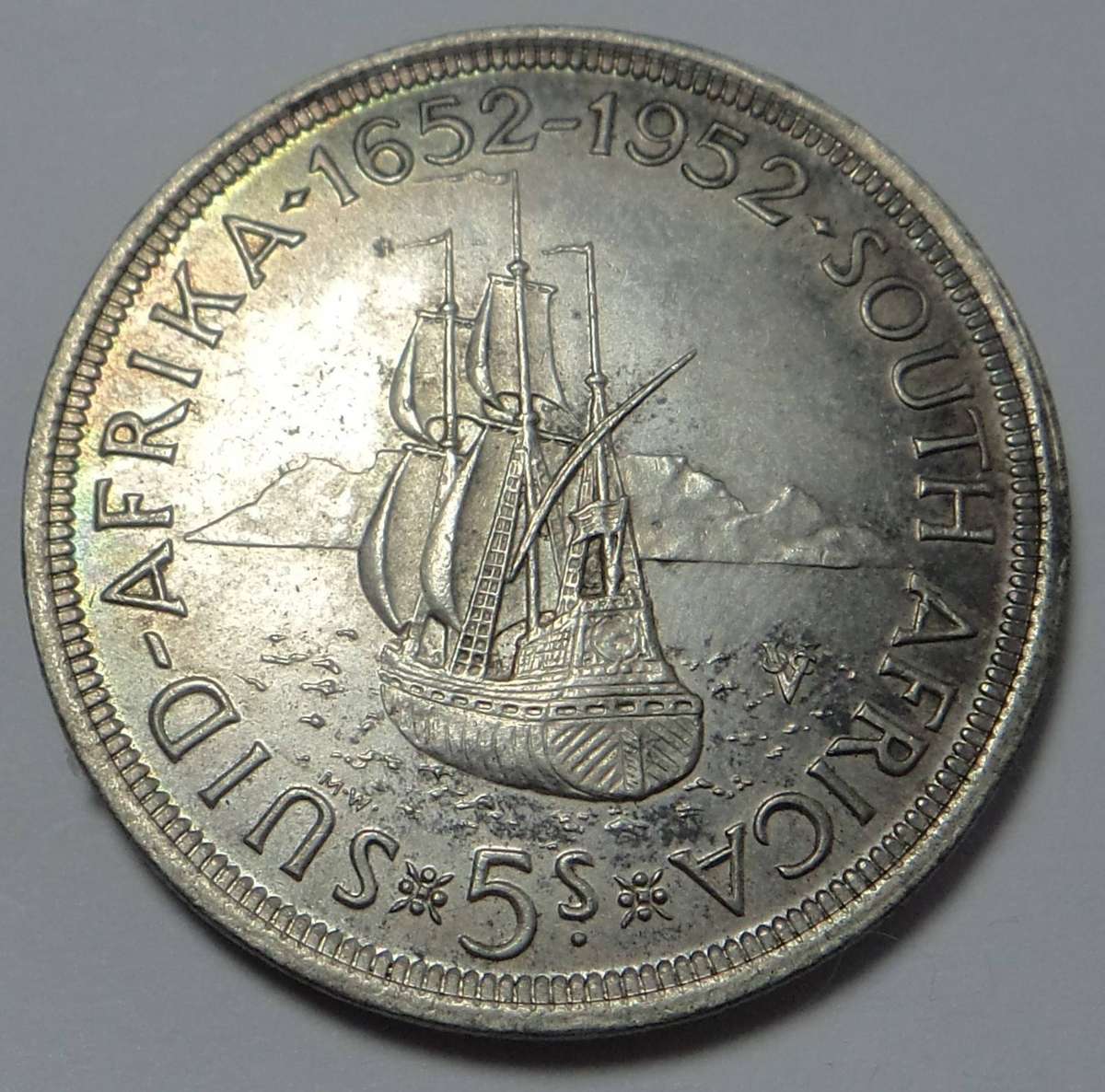 Union of SA Crown (5/-) of 1952 (4 available)