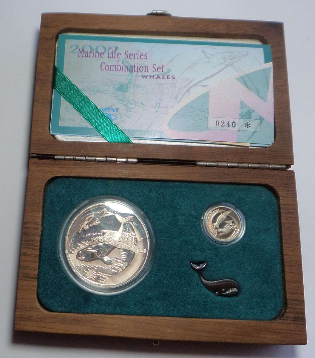 RSA Silver Tickey & Crown Combination Set 2002 (Whales)