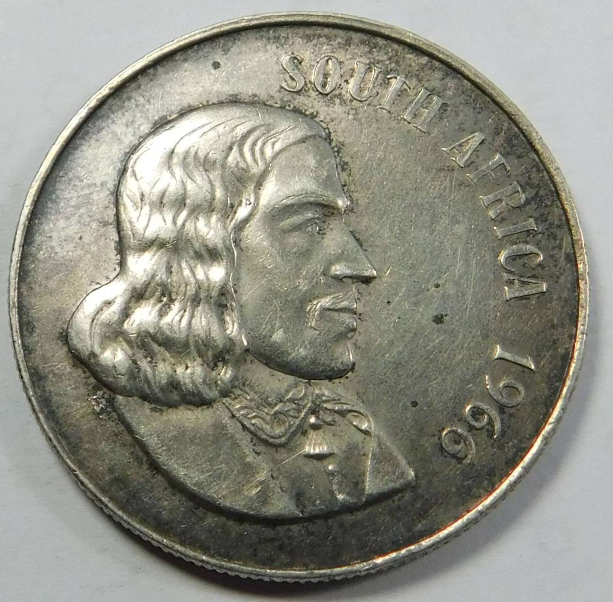 RSA Silver R1 1966 (English)
