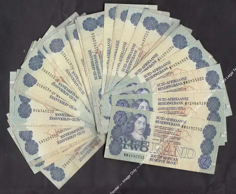 G de Kock: Collection of 50 x R2 notes including WX, WY & WW issues