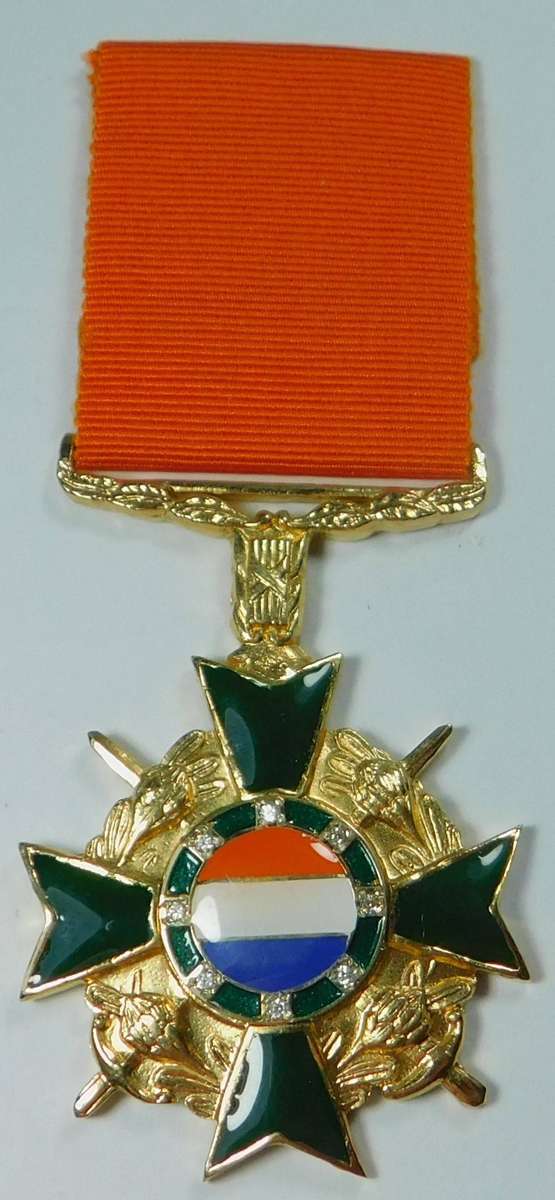 Honoris Crux Diamond Decoration (Full Size)