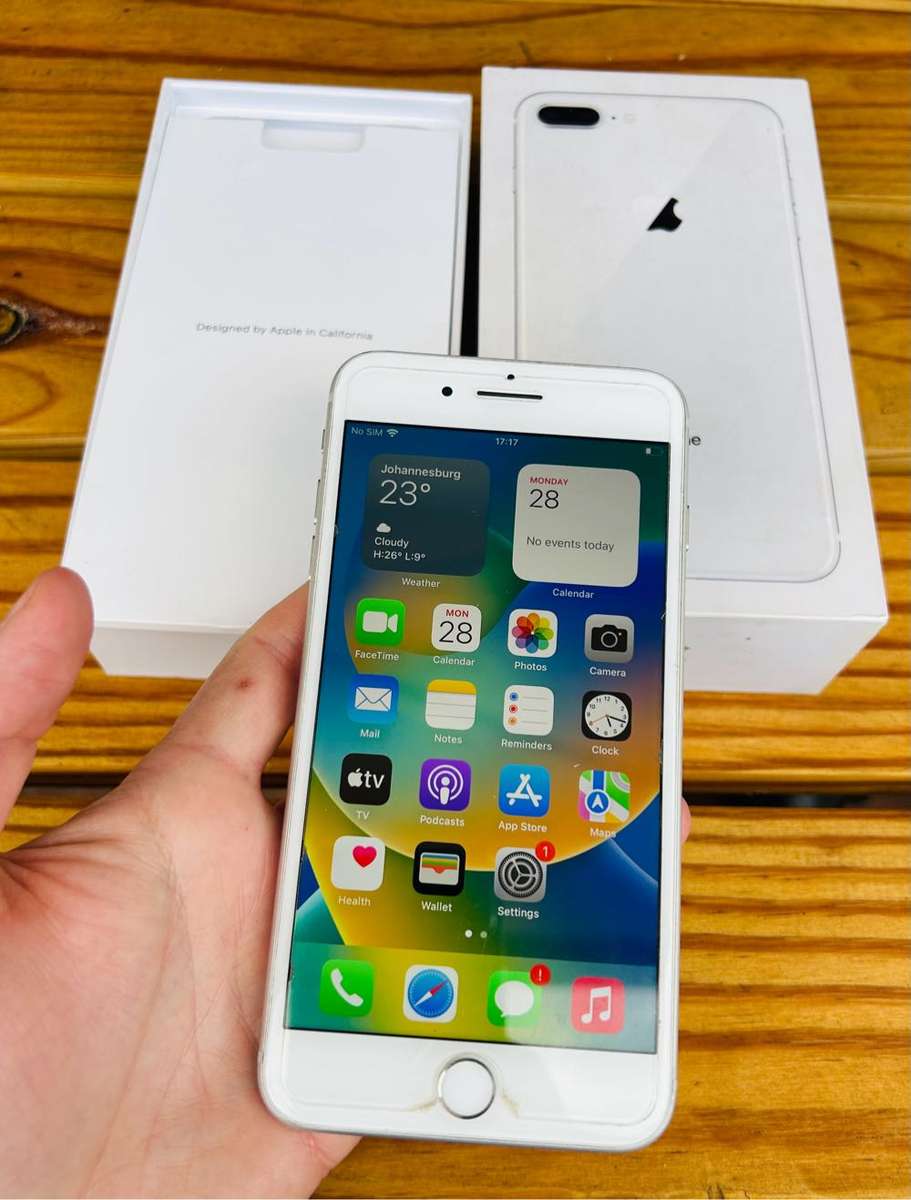 iPhone 8 Plus with box