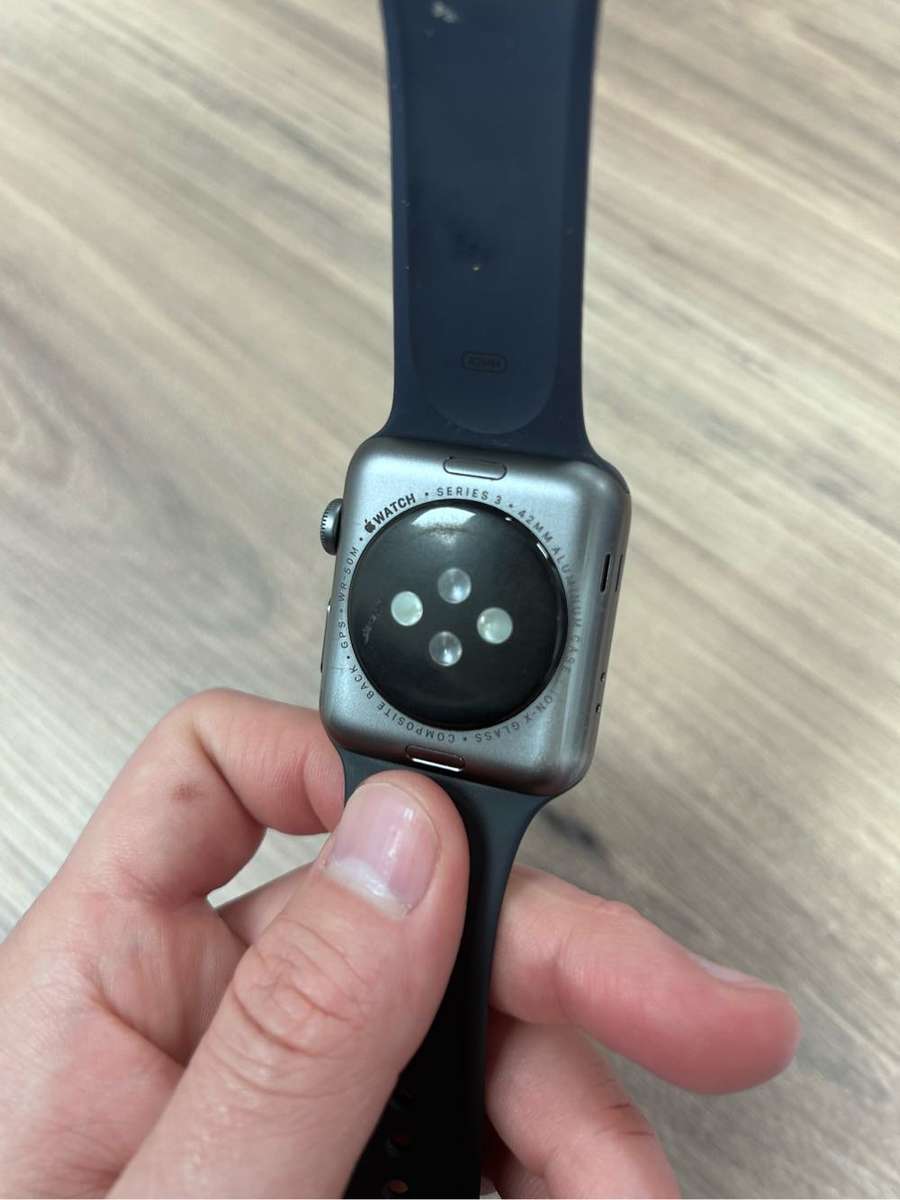 Apple Watch in Excellent Condition!