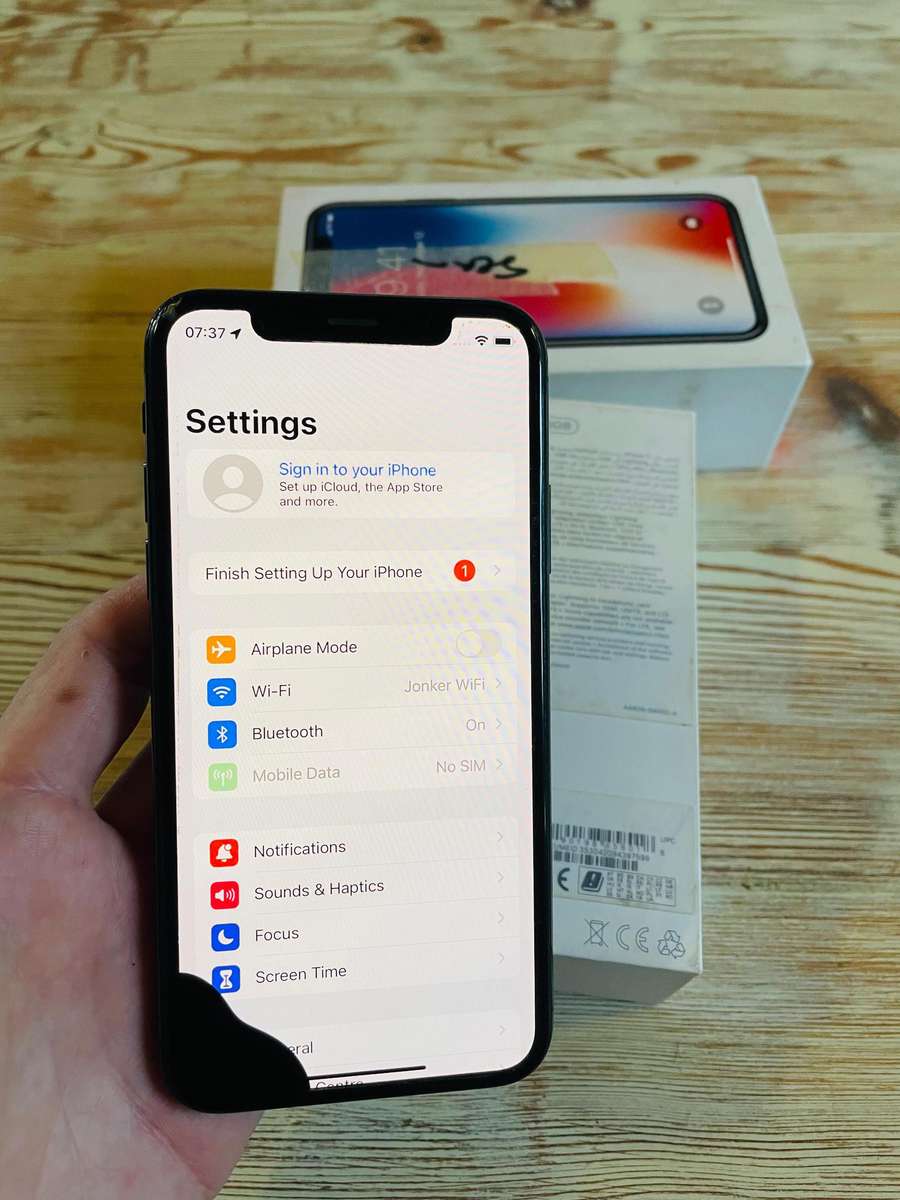 iPhone X 256GB (INK ON SCREEN)