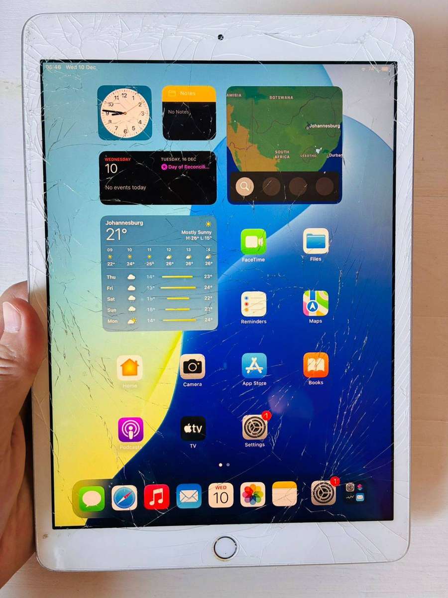 iPad 7 Cracked Screen but Touch Works