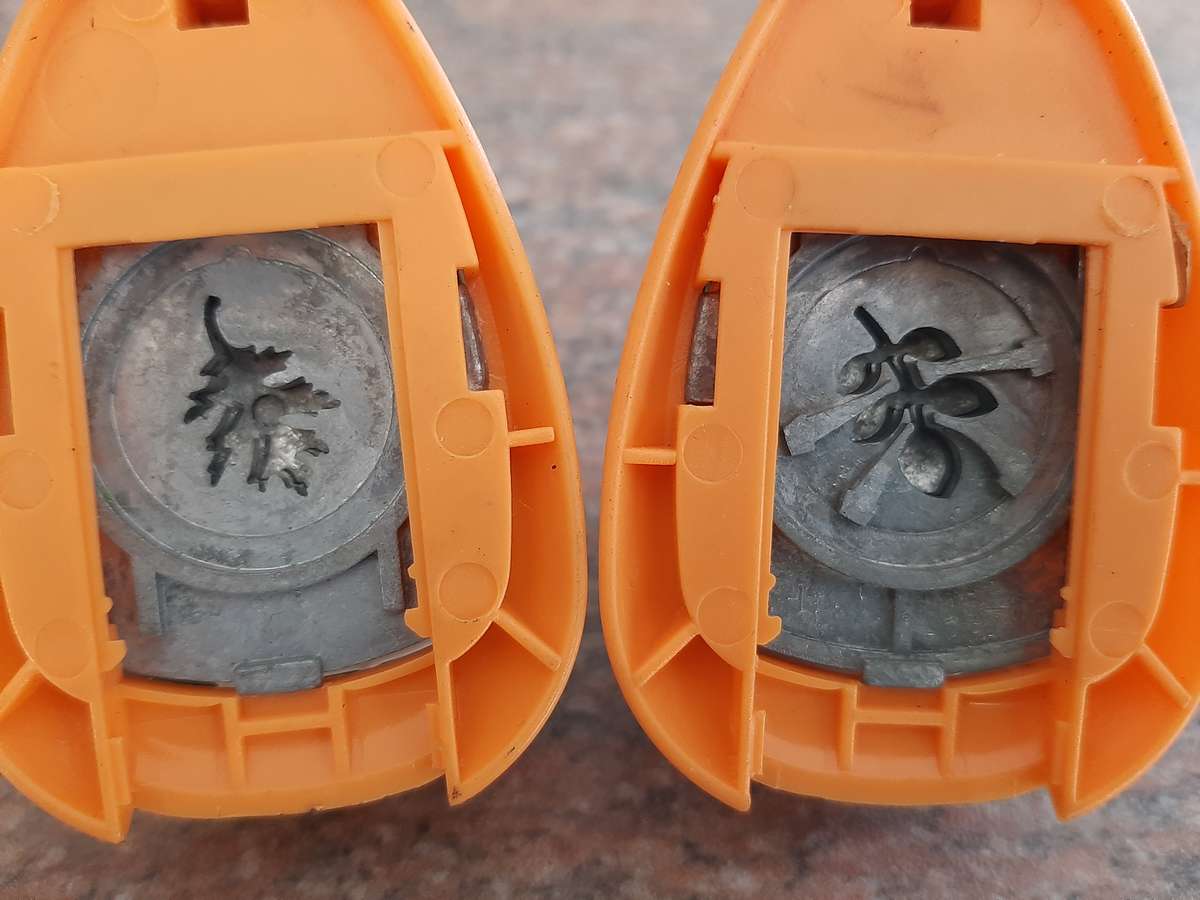 Warlord game 52 figurines, metall, 28-32mm plus leaf cutter for model making of realistic trees.