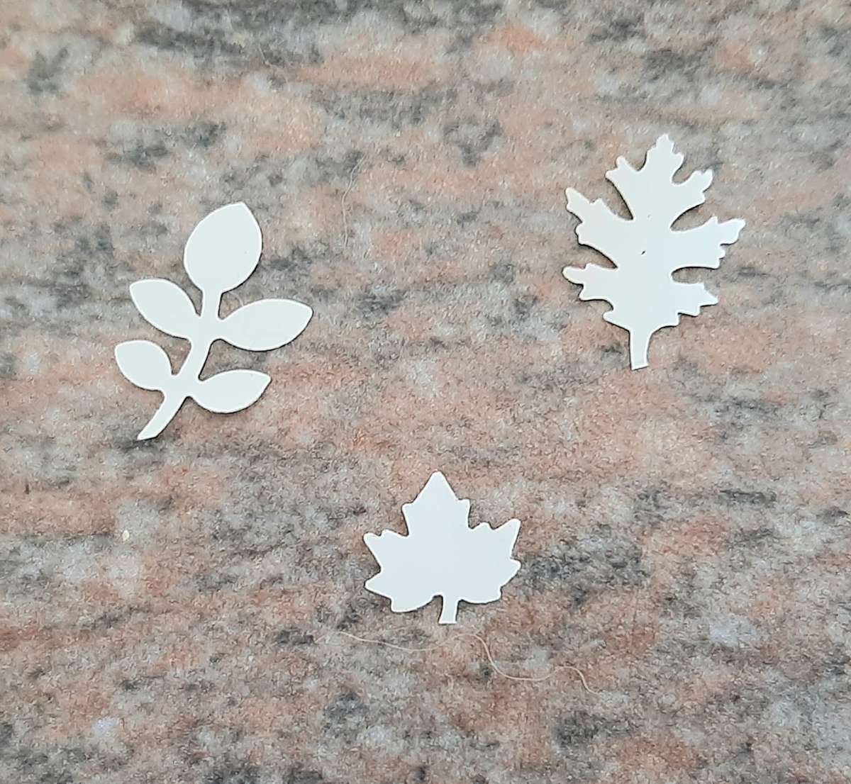 Warlord game 52 figurines, metall, 28-32mm plus leaf cutter for model making of realistic trees.