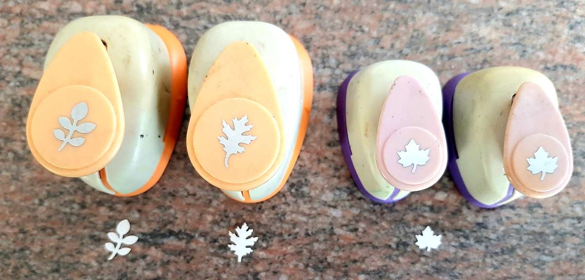 Warlord game 52 figurines, metall, 28-32mm plus leaf cutter for model making of realistic trees.