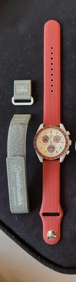 Omega x Swatch Moonswatch