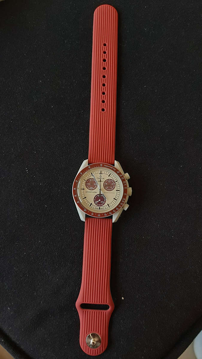 Omega x Swatch Moonswatch