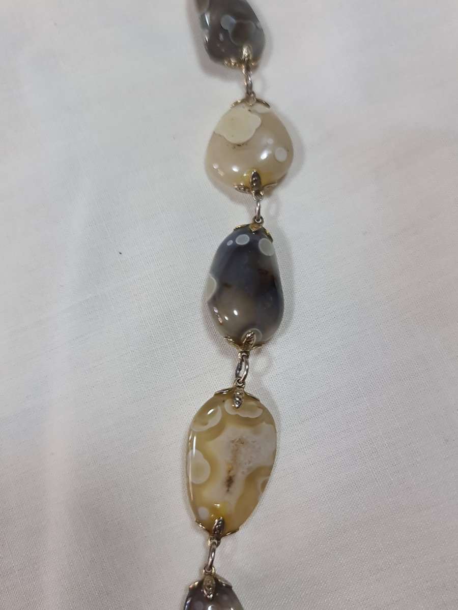 Gemstone (Agate) Necklace circa 1970