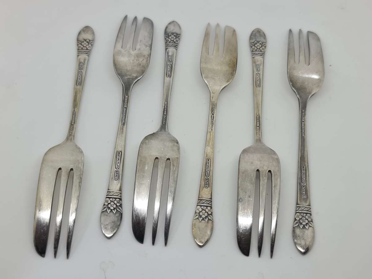 Bedford plate EPNS cake forks